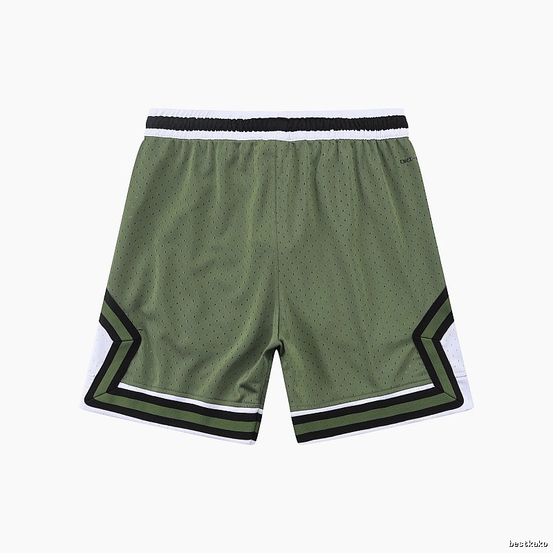 AJ sporty green shorts