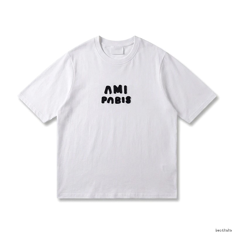 AMI Paris minimalist style white T-shirt