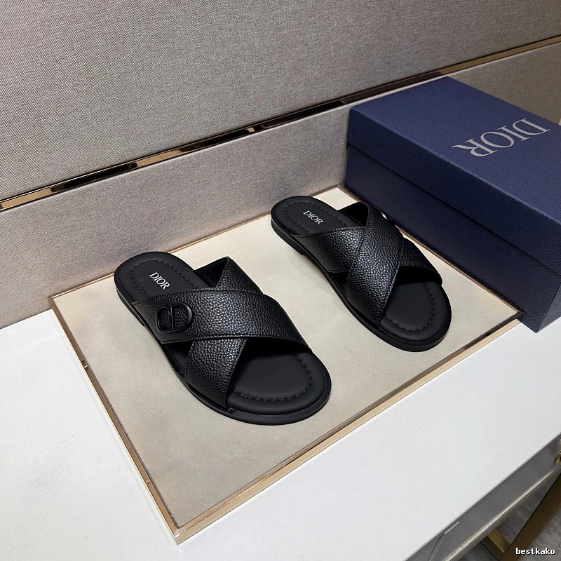 Dior Classic Light Luxury Style Black Cross-strap Slide Sandals