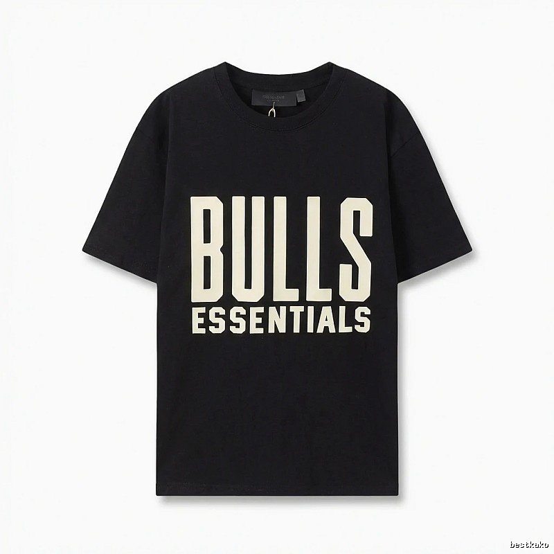 ESSENTIALS Bulls-style black T-shirt