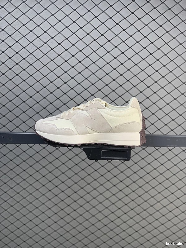 New Balance Cream and Beige Retro Runners and Sculpted Cushioning