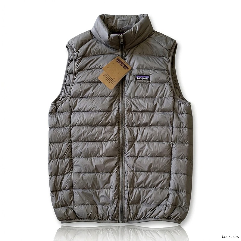Patagonia Down Vest in Casual Grey
