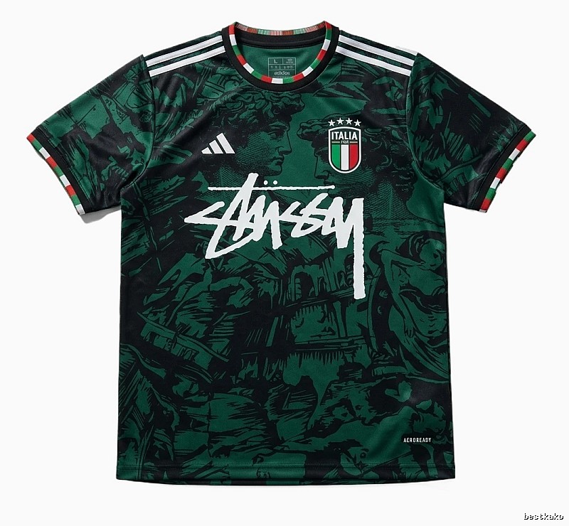 Stussy retro-style dark green T-shirt