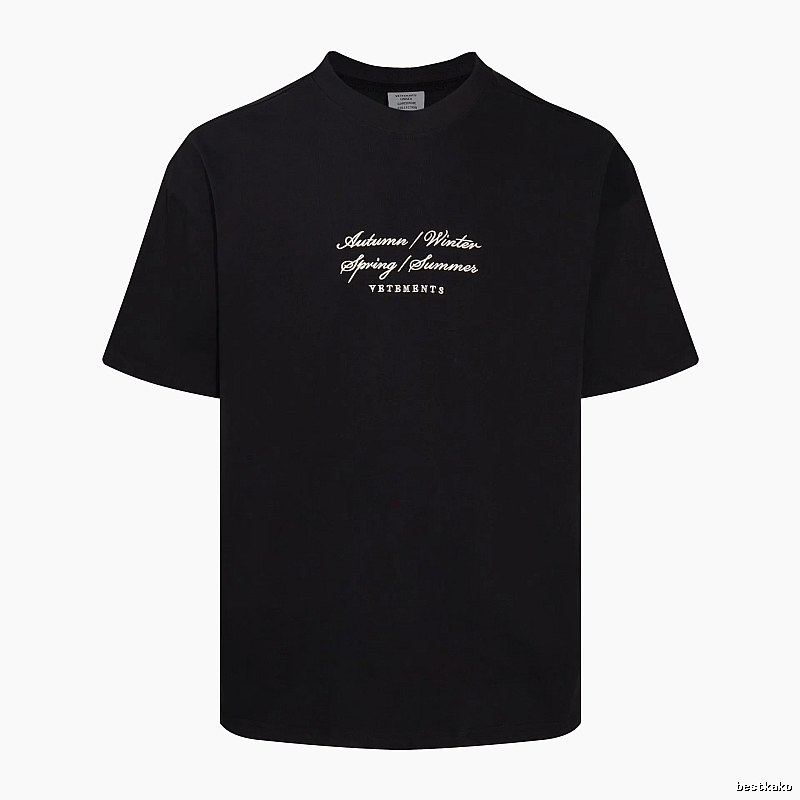 Summer Statement graphic T-shirt Black Colorful Lucky with Bold Graphic