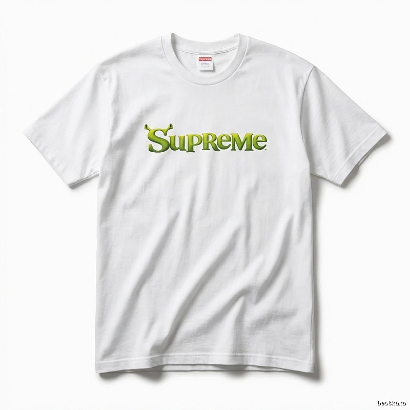 Supreme-printed trendy and cool white T-shirt