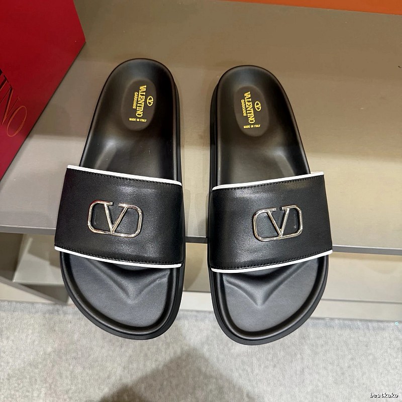 Valentino V-logo Light Luxury Style Black Slide Sandals